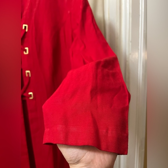 ⚪️ Mascara Elegant Red Women's Dress with Fun Detail and Gold Accents Size 14 - Picture 4 of 10